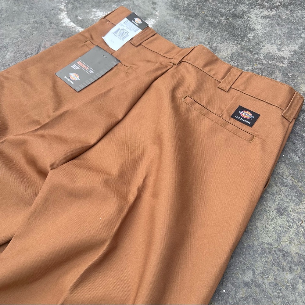 BRAND NEW TAN DICKIES REGULAR FIT CHINO PANTS